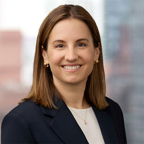 Photo of Lauren Emery